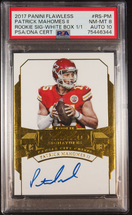 2017 Panini Flawless Patrick Mahomes Rookie Signature Whilte Box #RS-PM 1 of 1 PSA 8 Auto 10 75446344